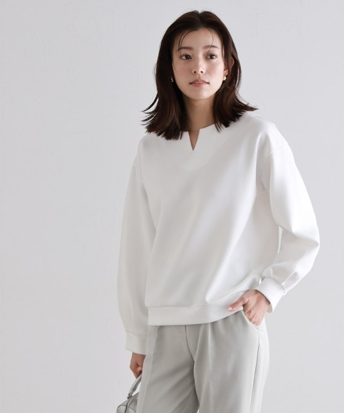 Pierrot(ピエロ)の「ダンボールキーネックプルオーバー(Tシャツ/カットソー・レディース・ネイビー/オフホワイト/ベージュ系その他・M/L)」の5枚目の写真