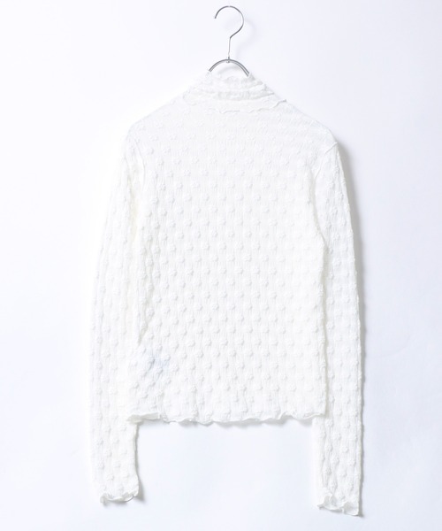 Salong hameu(サロン ハミュー)の「お花柄 シアー トップス/長袖タートルネック/レース/ロンT(Tシャツ/カットソー・レディース・ライトベージュ/オフホワイト/サックスブルー/ブラック・M/L)」の8枚目の写真