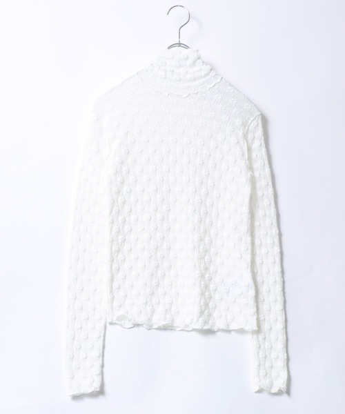 Salong hameu(サロン ハミュー)の「お花柄 シアー トップス/長袖タートルネック/レース/ロンT(Tシャツ/カットソー・レディース・ライトベージュ/オフホワイト/サックスブルー/ブラック・M/L)」の9枚目の写真