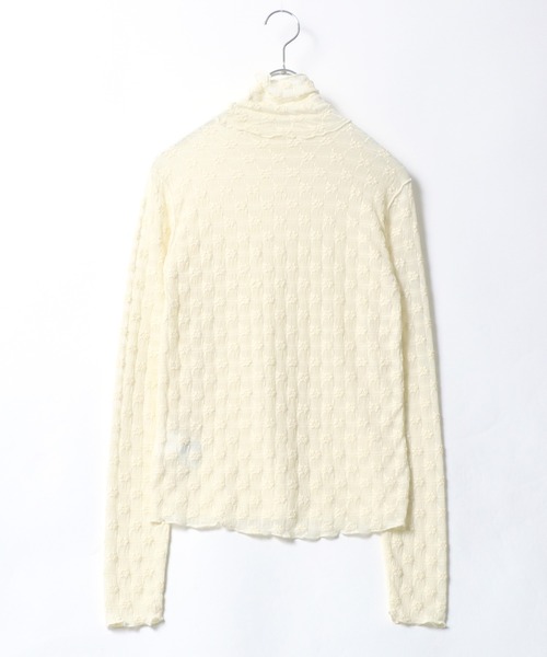 Salong hameu(サロン ハミュー)の「お花柄 シアー トップス/長袖タートルネック/レース/ロンT(Tシャツ/カットソー・レディース・ライトベージュ/オフホワイト/サックスブルー/ブラック・M/L)」の13枚目の写真