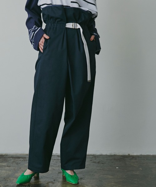 mici(ミチ)の「(mici)フリルウエストパンツ(その他パンツ・レディース・ベージュ/ネイビー・SMALL/MEDIUM)」の2枚目の写真