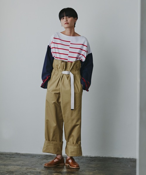mici(ミチ)の「(mici)フリルウエストパンツ(その他パンツ・レディース・ベージュ/ネイビー・SMALL/MEDIUM)」の4枚目の写真