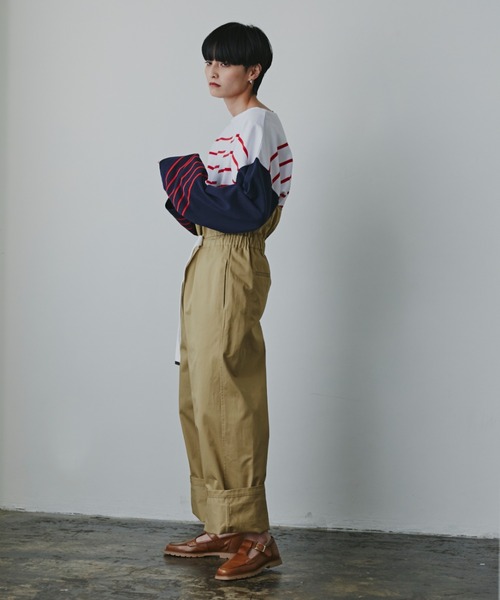 mici(ミチ)の「(mici)フリルウエストパンツ(その他パンツ・レディース・ベージュ/ネイビー・SMALL/MEDIUM)」の5枚目の写真