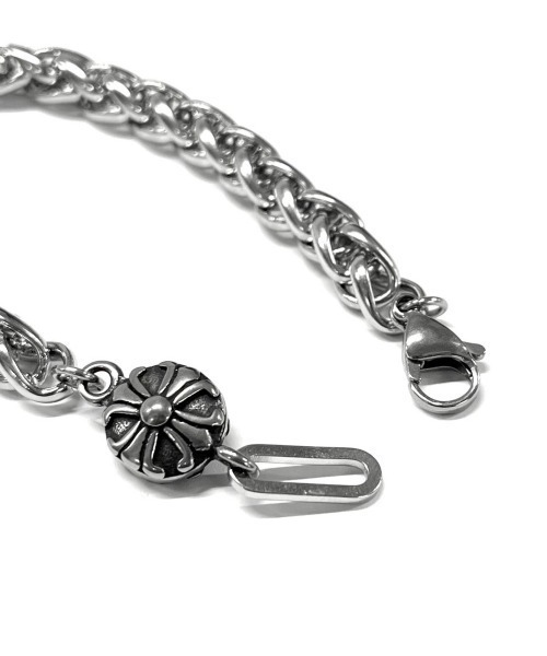 XU（エックスユー）の「【XU/エックスユー】design bracelet 2/ チェーンブレス パールブレス（ブレスレット・メンズ・ホワイト/シルバー・ONE SIZE）」の5枚目の写真