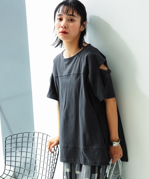 B:MING by BEAMS（ビーミングバイビームス）の「B:MING by BEAMS / カットアウト プルオーバー Tシャツ（Tシャツ/カットソー・レディース・ラベンダー/ホワイト×ブラック/スミクロ/ホワイト×ブルー/グリーン系その他4/その他2・FREE）」の10枚目の写真