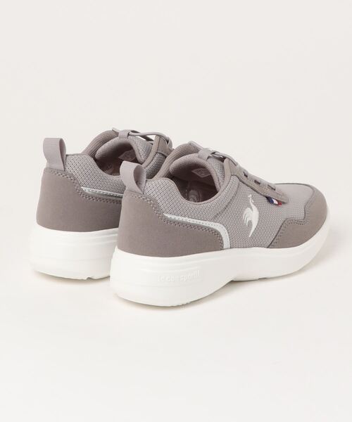 le coq sportif(ルコックスポルティフ)の「スリッポンレースアップスニーカー(LA ローヌ / LA RHONE)(スリッポン・レディース・グレー/ブラック/ベージュ/ホワイト系その他2/ブラック×ブラック・22.5cm/23cm/24.5cm/23.5cm/24cm/25cm)」の22枚目の写真