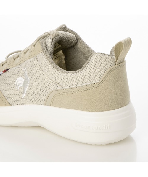 le coq sportif(ルコックスポルティフ)の「スリッポンレースアップスニーカー(LA ローヌ / LA RHONE)(スリッポン・レディース・グレー/ブラック/ベージュ/ホワイト系その他2/ブラック×ブラック・22.5cm/23cm/24.5cm/23.5cm/24cm/25cm)」の10枚目の写真
