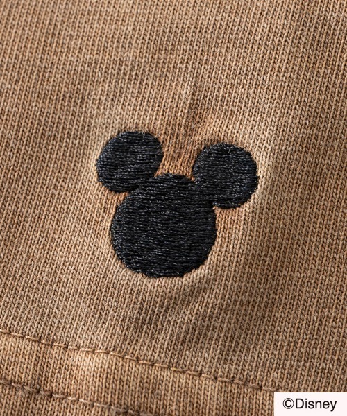 Disney(ディズニー)の「<大きいサイズ>ディズニー ミッキー/ピグメント染ヴィンテージ風Tシャツ シックスタイル(Tシャツ/カットソー・レディース・モカ/チャコール/オフホワイト・L/LL/3L/4L/5L)」の10枚目の写真