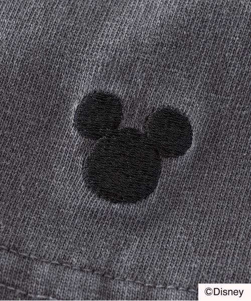 Disney(ディズニー)の「<大きいサイズ>ディズニー ミッキー/ピグメント染ヴィンテージ風Tシャツ シックスタイル(Tシャツ/カットソー・レディース・モカ/チャコール/オフホワイト・L/LL/3L/4L/5L)」の12枚目の写真