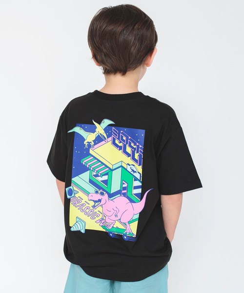 BRANSHES(ブランシェス)の「【bコレ】グラフィック半袖Tシャツ(Tシャツ/カットソー・キッズ・チャコールグレー/ライトグレー/ベージュ/ネイビー/グレー/オレンジ/グリーン/アイボリー/ブルーグレー/カラフル/ブラック/マスタード・90/130/150/120/160/140/100/110)」の3枚目の写真