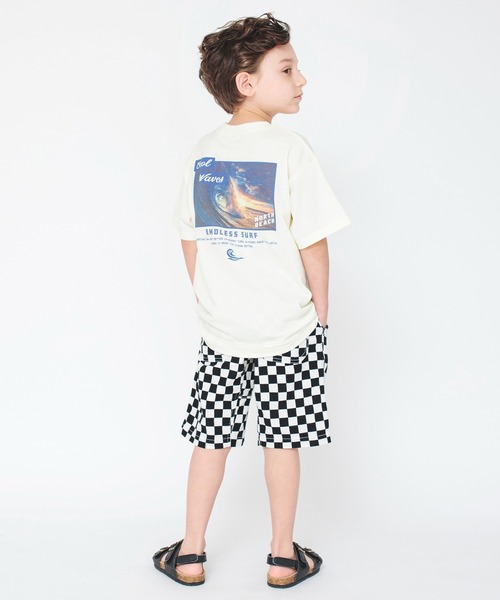 BRANSHES(ブランシェス)の「【bコレ】グラフィック半袖Tシャツ(Tシャツ/カットソー・キッズ・チャコールグレー/ライトグレー/ベージュ/ネイビー/グレー/オレンジ/グリーン/アイボリー/ブルーグレー/カラフル/ブラック/マスタード・90/130/150/120/160/140/100/110)」の13枚目の写真