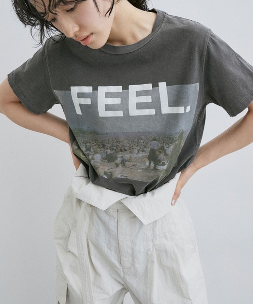 ADAM ET ROPE'（アダムエロペ）の「【REMI RELIEF】SP加工Tシャツ(FEEL)（Tシャツ/カットソー・レディース・ブラック/ベージュ・S）」の2枚目の写真