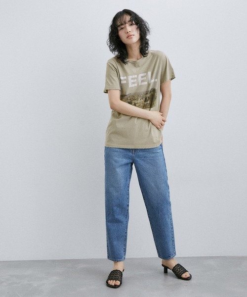 ADAM ET ROPE'（アダムエロペ）の「【REMI RELIEF】SP加工Tシャツ(FEEL)（Tシャツ/カットソー・レディース・ブラック/ベージュ・S）」の6枚目の写真