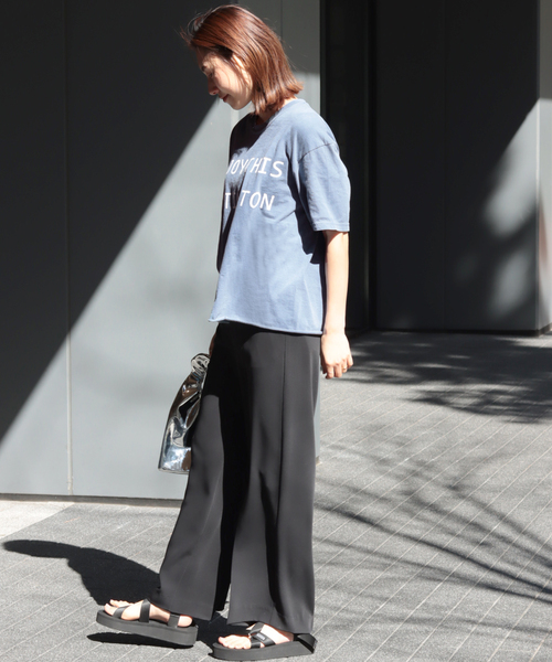 suicoke（スイコック）の「別注【SUICOKE/スイコック】*RELUME CHIN2-Cab:サンダル（サンダル・レディース・ベージュ/ブラック・4/5/6/7）」の4枚目の写真