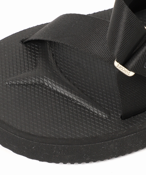 suicoke（スイコック）の「別注【SUICOKE/スイコック】*RELUME CHIN2-Cab:サンダル（サンダル・レディース・ベージュ/ブラック・4/5/6/7）」の21枚目の写真