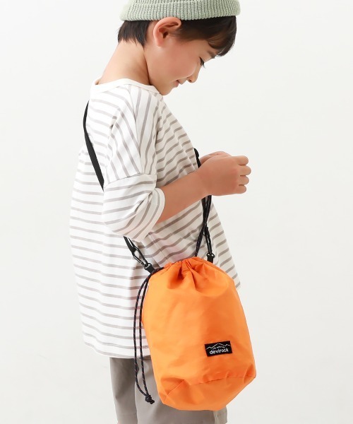 devirock(デビロック)の「親子で使える 巾着型 3WAYショルダーバッグ(ショルダーバッグ・キッズ・オレンジ/ベージュ/ブラック/その他4・ONE SIZE)」の4枚目の写真