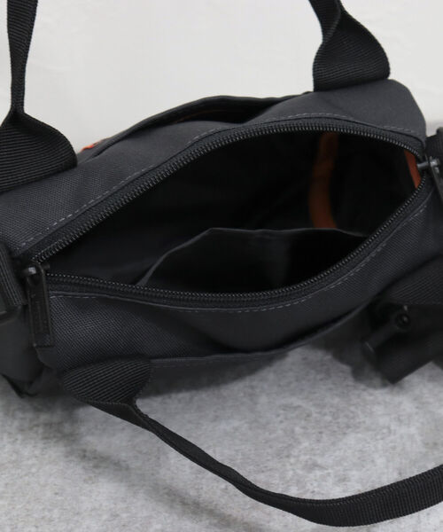 UNIVERSAL OVERALL（ユニバーサルオーバーオール）の「【UNIVERSAL OVERALL/ユニバーサルオーバーオール】ダッフルバッグ（ショルダーバッグ・レディース・ブラック/チャコールグレー/ボルドー・FREE）」の15枚目の写真