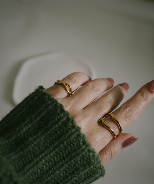 Ops.（オプス）の「イヤーカフ ゴールド シルバー925 金属アレルギー対応 ノンホールピアス【XIRA エクシラ】（イヤーカフ・レディース・シルバー/イエローゴールド・ONE SIZE）」の15枚目の写真