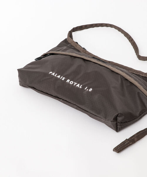 DANTON(ダントン)の「【DANTON/ダントン】POCKETABLE SACOCHE S DT-H0154(ショルダーバッグ・メンズ・ブラック/グレイッシュベージュ/ブラウン・FREE)」の4枚目の写真