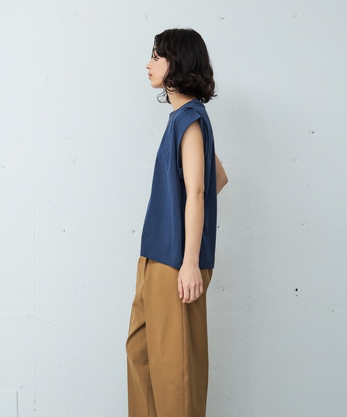 OUTERSUNSET（アウターサンセット）の「shoulder tuck tank top（Tシャツ/カットソー・レディース・ネイビー/ブラウン・FREE）」の6枚目の写真