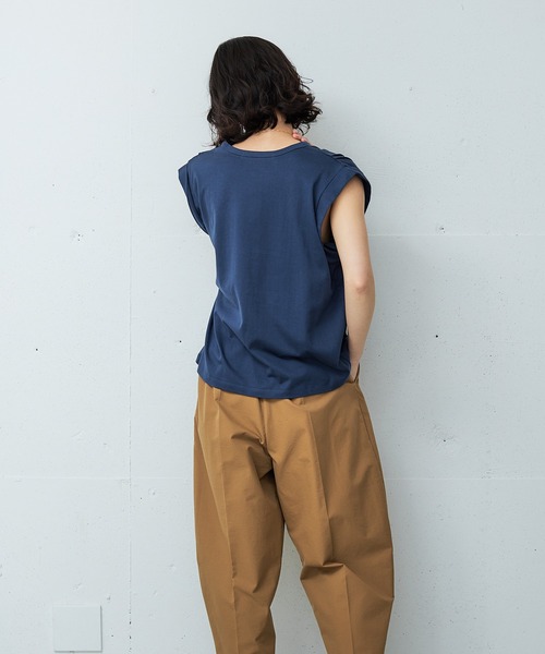 OUTERSUNSET（アウターサンセット）の「shoulder tuck tank top（Tシャツ/カットソー・レディース・ネイビー/ブラウン・FREE）」の12枚目の写真