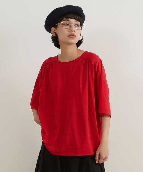 On One's Own(オンワンズオン)の「On One's Own リネンコットンギャザー半袖トップ(その他トップス・レディース・レッド/ホワイト/ブラック・FREE)」の15枚目の写真