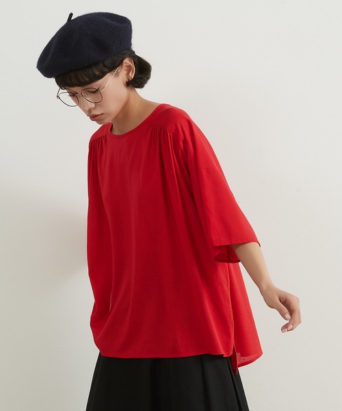 On One's Own(オンワンズオン)の「On One's Own リネンコットンギャザー半袖トップ(その他トップス・レディース・レッド/ホワイト/ブラック・FREE)」の19枚目の写真