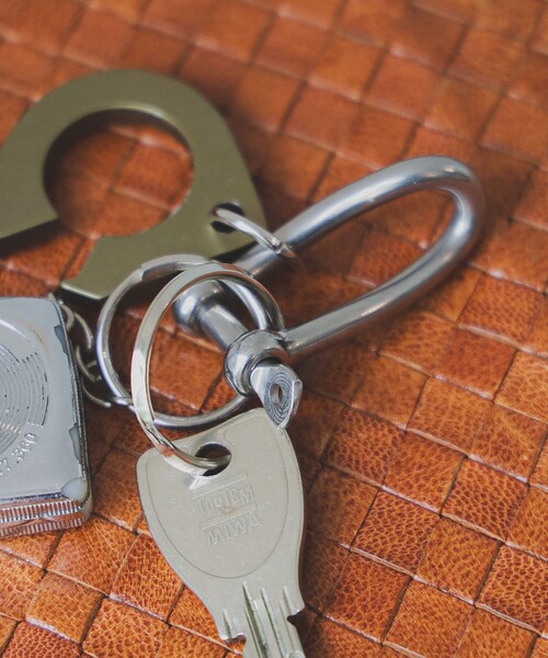 GLOMA NAUTICA / Twist Shackle 402（キーホルダー）｜bpr BEAMS（ビー