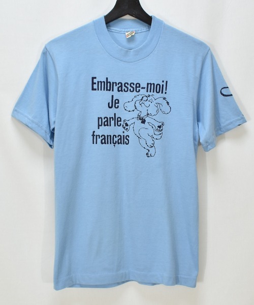 VINTAGE（ヴィンテージ）の「【ヴィンテージ古着】80's ヴィンテージプリントTシャツ USA製 犬 Embrasse-moi! Je parles francais（Tシャツ/カットソー・メンズ・ブルー・MEDIUM）」の3枚目の写真