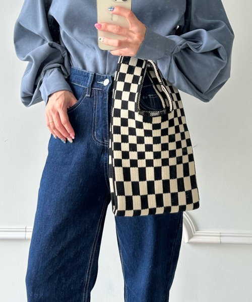 CLEA(クレア)の「パールショルダー紐付き 2WAYニットショルダーバッグ(ショルダーバッグ・レディース・アイボリー/ブラウン/ダークブラウン/ブラック系その他/ブラウン系その他/ブラック/オレンジ・FREE)」の16枚目の写真