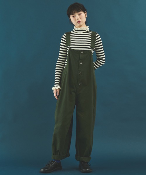 MERLOT(メルロー)の「バイカラーフリルリブニット(ニット/セーター・レディース・レッド/その他1/ネイビー/ブラック/ナチュラル/ブルー/ホワイト/グリーン・FREE)」の22枚目の写真