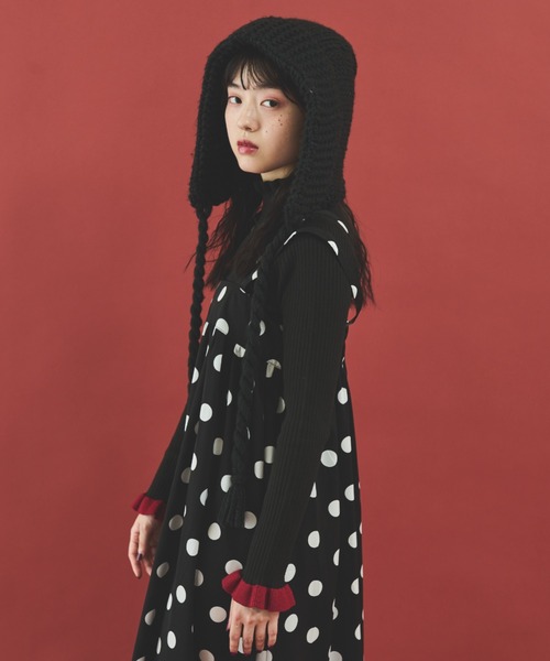 MERLOT(メルロー)の「バイカラーフリルリブニット(ニット/セーター・レディース・レッド/その他1/ネイビー/ブラック/ナチュラル/ブルー/ホワイト/グリーン・FREE)」の12枚目の写真