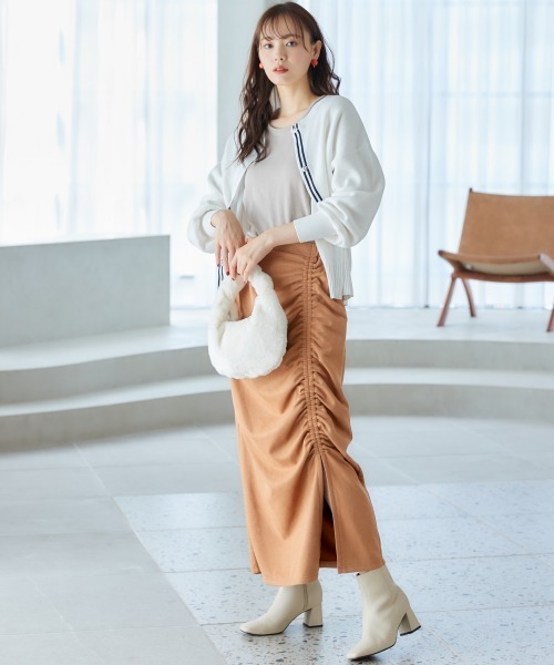 miclat（ミクラ）の「大きいサイズ　ミラノリブカーディガン　miclat（カーディガン/ボレロ・レディース・オフホワイト/ブルーグリーン・L/LL/3L/4L/5L）」の13枚目の写真