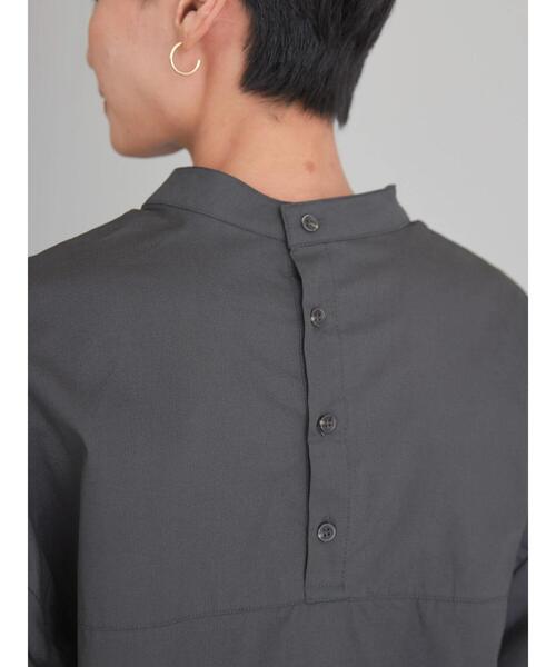 AMERICAN HOLIC（アメリカンホリック）の「バックボタンキャンディースリーブブラウス（シャツ/ブラウス・レディース・テラコッタ/チャコールグレー・L/M）」の12枚目の写真