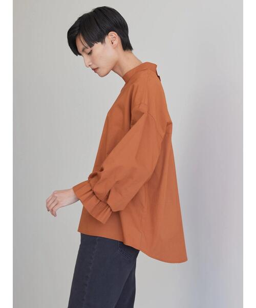 AMERICAN HOLIC（アメリカンホリック）の「バックボタンキャンディースリーブブラウス（シャツ/ブラウス・レディース・テラコッタ/チャコールグレー・L/M）」の2枚目の写真