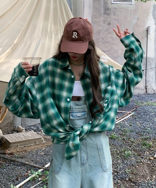 MGV（エムジーヴィー）の「ワンポイントロゴオンブレチェックシャツ（シャツ/ブラウス・メンズ・ダークオレンジ/グリーン/ブルー・X-LARGE/LARGE/MEDIUM）」の8枚目の写真