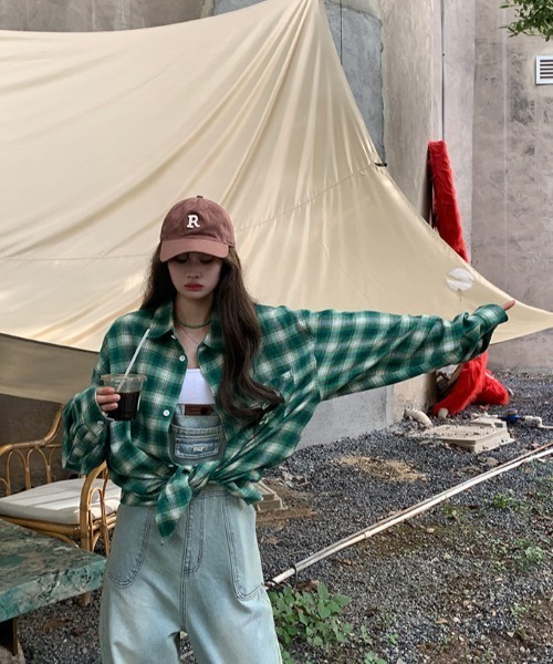 MGV（エムジーヴィー）の「ワンポイントロゴオンブレチェックシャツ（シャツ/ブラウス・メンズ・ダークオレンジ/グリーン/ブルー・X-LARGE/LARGE/MEDIUM）」の11枚目の写真