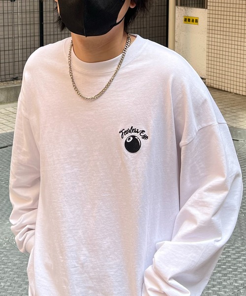 ILL'S（イルズ）の「【新柄追加】 AW 8ボール / ダイス / レコード / フォト ワンポイント刺繍 / バックプリント ビッグシルエットロンT カットソー ユニセックス【ILL'S】（Tシャツ/カットソー・メンズ・ブラック系その他3/ホワイト系その他/ホワイト系その他3/ブラック/ホワイト/ホワイト系その他2/ブラック系その他2/ブラック系その他/ホワイト系その他5/ホワイト系その他4/ブラック系その他5/ブラック系その他4・L/M/XL）」の14枚目の写真