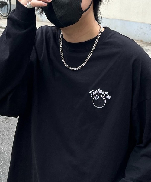 ILL'S（イルズ）の「【新柄追加】 AW 8ボール / ダイス / レコード / フォト ワンポイント刺繍 / バックプリント ビッグシルエットロンT カットソー ユニセックス【ILL'S】（Tシャツ/カットソー・メンズ・ブラック系その他3/ホワイト系その他/ホワイト系その他3/ブラック/ホワイト/ホワイト系その他2/ブラック系その他2/ブラック系その他/ホワイト系その他5/ホワイト系その他4/ブラック系その他5/ブラック系その他4・L/M/XL）」の20枚目の写真