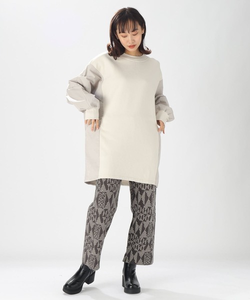 niko and...（ニコアンド）の「裏起毛布帛ドッキングプルオーバー（スウェット・レディース・チャコール/アイボリー/スモーク・FREE）」の20枚目の写真