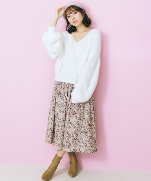 marun（マルン）の「＜大きいサイズ＞  花柄フレアスカートmarun（スカート・レディース・ピンク・L/LL/3L/4L/5L）」の2枚目の写真