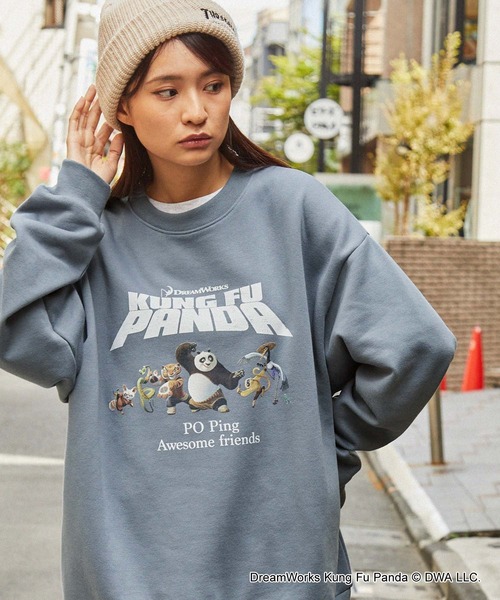MONO-MART(モノマート)の「【Kung Fu Panda】別注 カンフー・パンダ ヴィンテージライクデザイン ビッグ裏起毛スウェット(スウェット・メンズ・オートミール/スミクロ/グレイッシュブルー・M/L)」の18枚目の写真