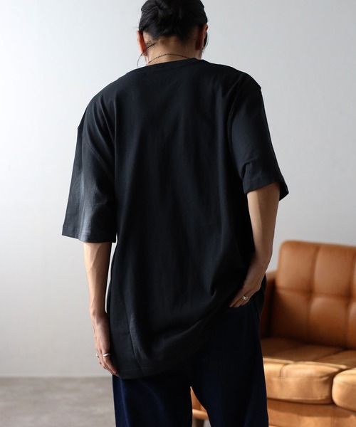 Carhartt（カーハート）の「【Carhartt / カーハート】Workwear ビッグシルエット ポケット半袖 ロゴ Tシャツ ワッペン トップス（Tシャツ/カットソー・メンズ・ブラウン/ベージュ/ネイビー/ホワイト/ブラック/チャコールグレー・L/S/M）」の16枚目の写真