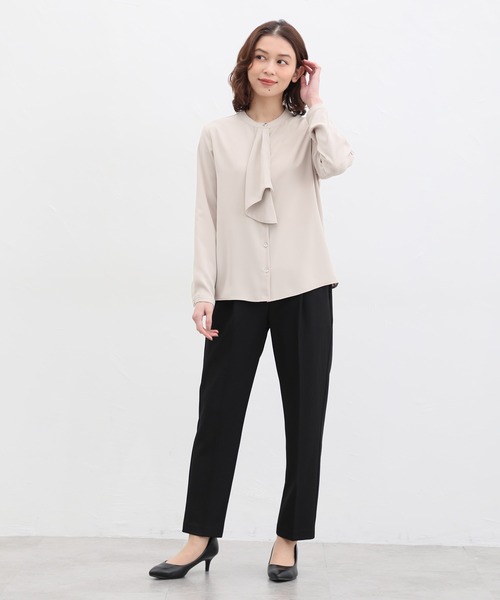 Honeys（ハニーズ）の「ボウタイブラウス（シャツ/ブラウス・レディース・ブルー系その他/クリーム/グレイッシュベージュ/ホワイト/ネイビー・M/L/3L/LL/S）」の15枚目の写真