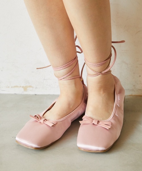 Aunt Marie's(アントマリーズ)の「レースアップリボンフラットパンプス/バレエシューズ(パンプス・レディース・ブラック/アイボリー/ピンク・S/L/M)」の11枚目の写真