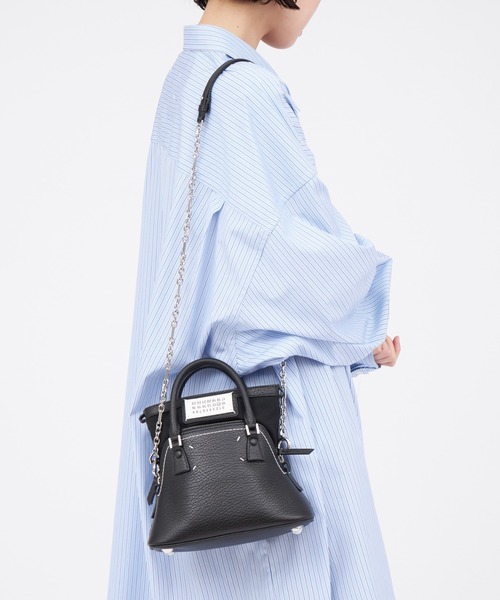 Maison Margiela（メゾンマルジェラ）の「Maison Margiela 5AC CLASSIQUE MICRO（ショルダーバッグ・レディース・ブラック・FREE）」の5枚目の写真