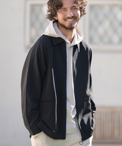 CALL&RESPONSE（コールアンドレスポンス）の「mj9753- コーチジャケット-ストレッチツイル（ブルゾン・メンズ・ブラック/グレイッシュベージュ/ネイビー・2/4）」の2枚目の写真