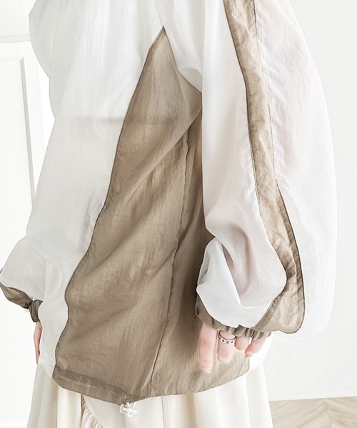 classicalelf(クラシカルエルフ)の「レトロ配色が今っぽ!胸刺繍配色シアー裾ドロストVネック オーバーサイズ プルオーバー(Tシャツ/カットソー・レディース・ブルー/オフホワイト/ベージュ/ネイビー・LARGE/MEDIUM/SMALL/X-LARGE)」の20枚目の写真