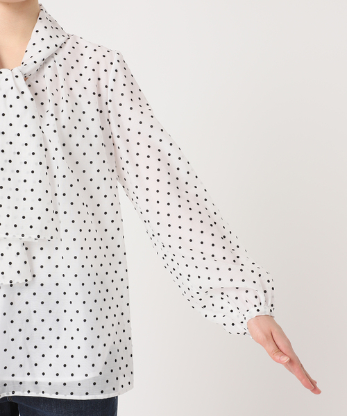 La TOTALITE（ラトータリテ）の「シアードットボウタイブラウス（シャツ/ブラウス・レディース・ブラック/ホワイト/ベージュ・FREE）」の13枚目の写真