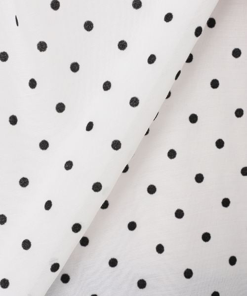 La TOTALITE（ラトータリテ）の「シアードットボウタイブラウス（シャツ/ブラウス・レディース・ブラック/ホワイト/ベージュ・FREE）」の5枚目の写真